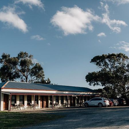 Port Albert Motel Kültér fotó